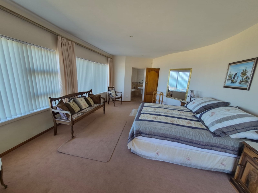 3 Bedroom Property for Sale in Dana Bay Western Cape